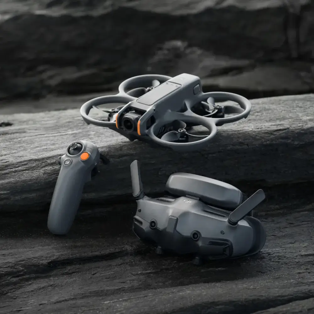 DJI Avata 2 - Fly Smart Combo (Three Batteries) - Image 4